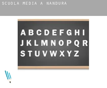 Scuola media a  Nāndūra