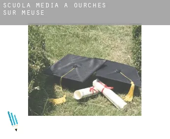 Scuola media a  Ourches-sur-Meuse