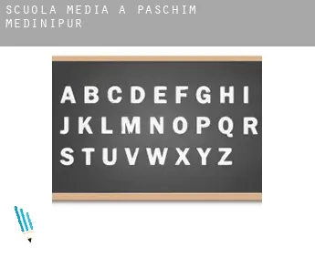 Scuola media a  Paschim Medinipur